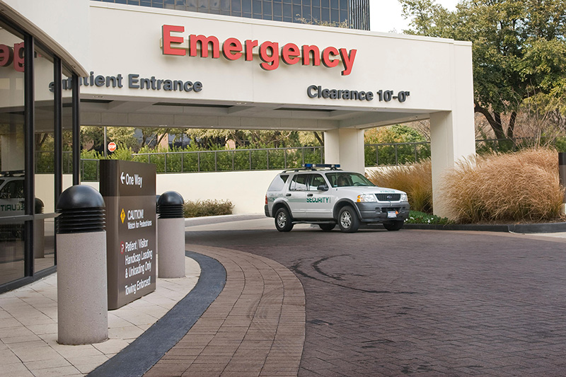 Healthcare-Security-Hospital-CarolynFranks-AlamyStock-23
